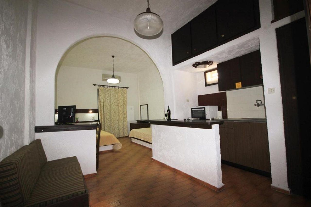 Aparthotel Amazona Agia Pelagia Exteriér fotografie